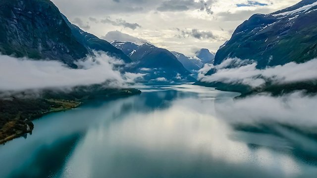 National Geographic scenery - Garnier